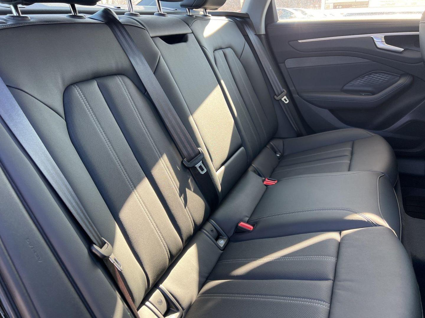 2026 Audi A6 Premium - Photo 13