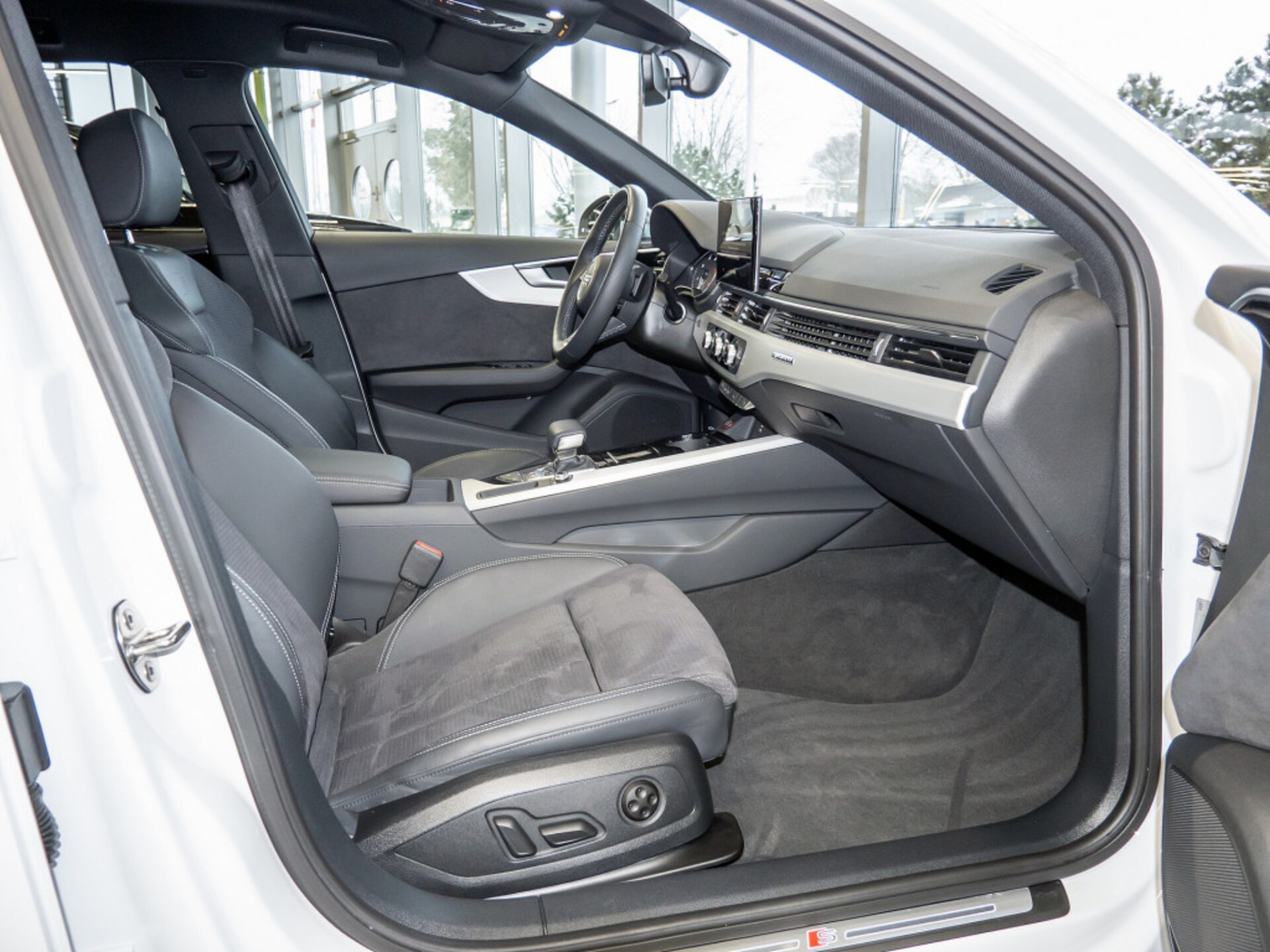 Audi S4 Avant