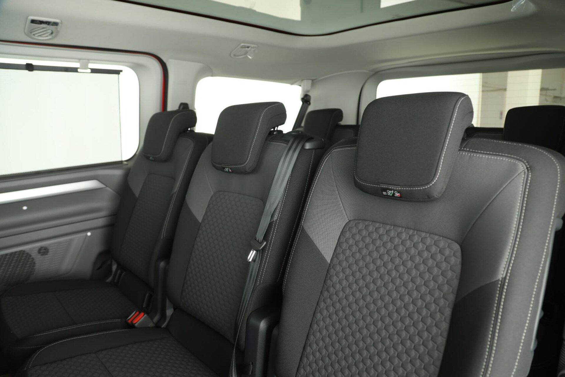 Volkswagen Caravelle Style