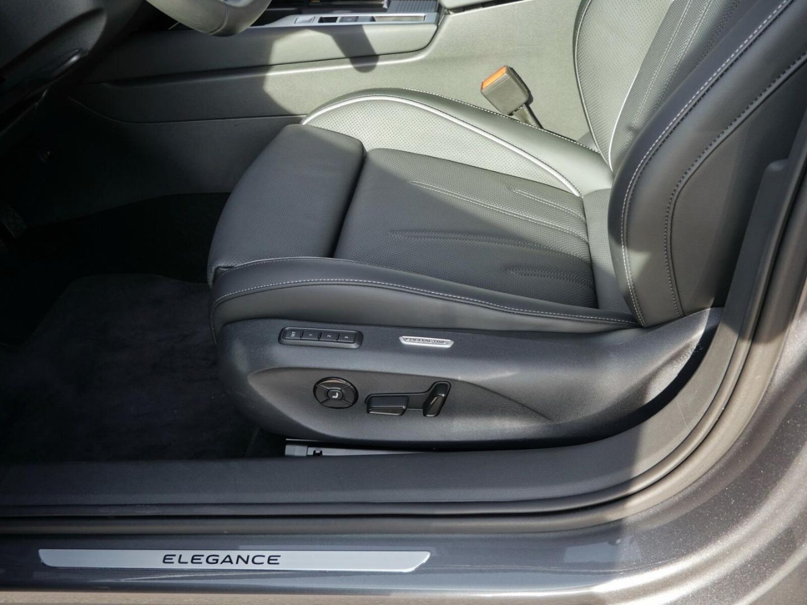 Volkswagen Passat – Bild 22