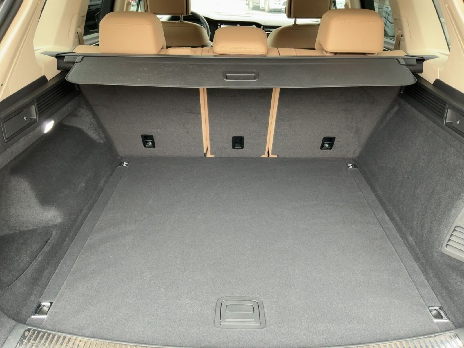 Volkswagen Touareg – Bild 13