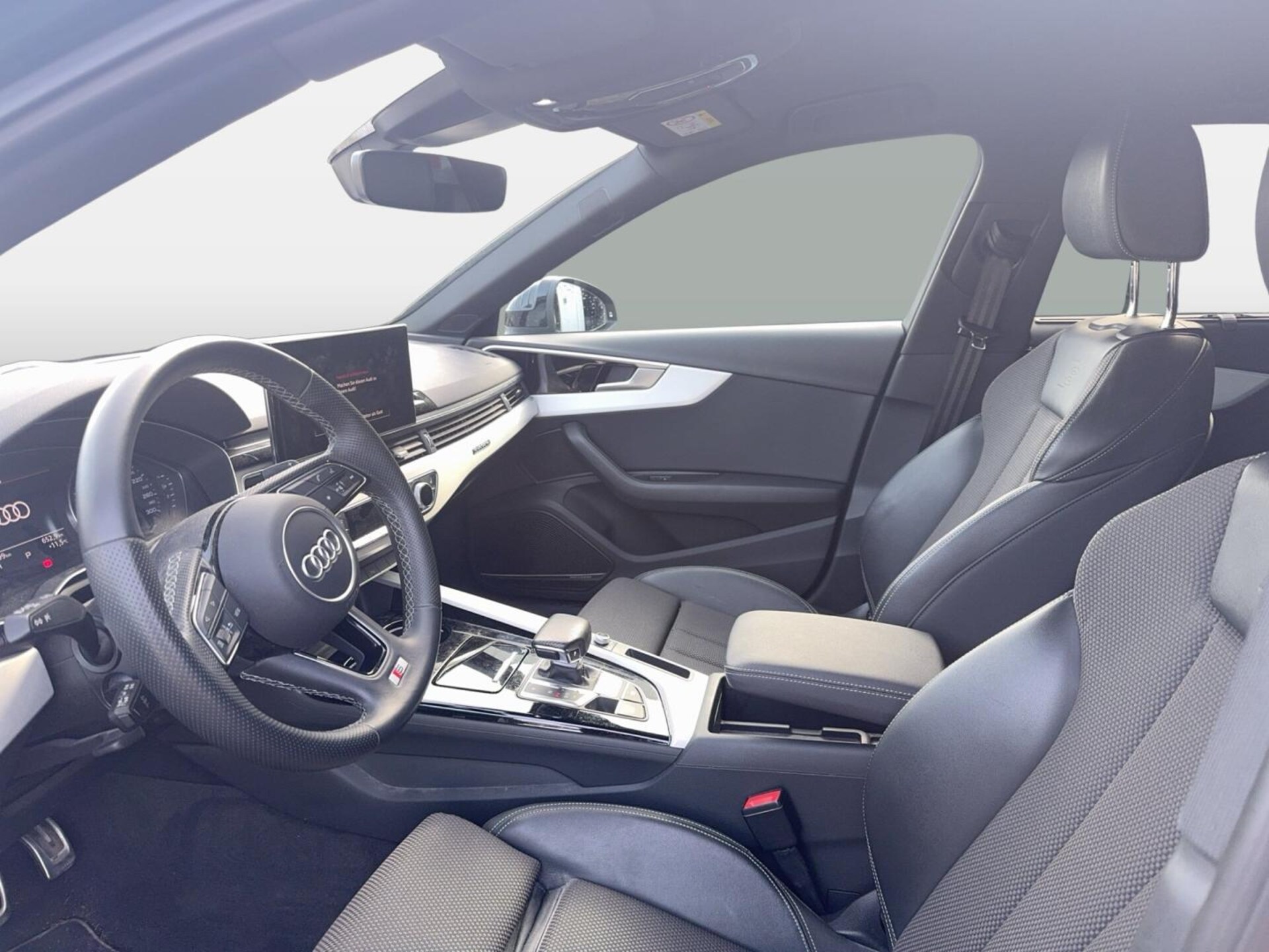 Audi A4 Avant S line