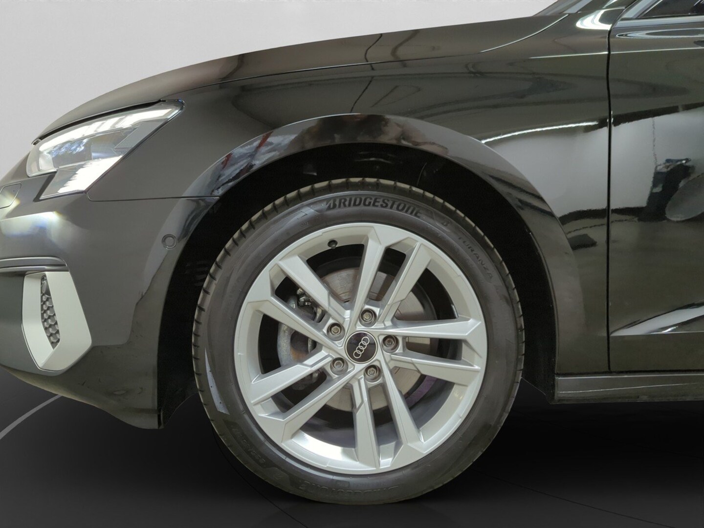 Bild über Audi A3 Sportback advanced 35 TDI S tronic - für weitere Informationen kontaktieren Sie den Audi Partner
