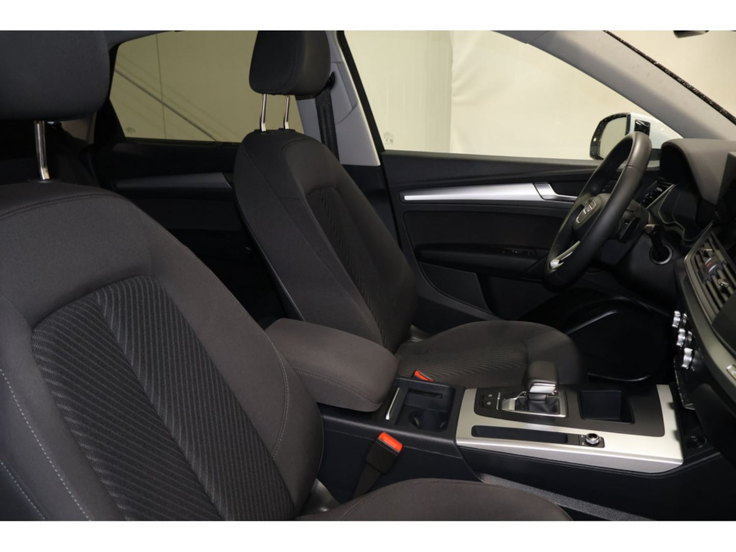 Bild über Audi Q5 Sportback 40 TDI quattro S tronic - für weitere Informationen kontaktieren Sie den Audi Partner