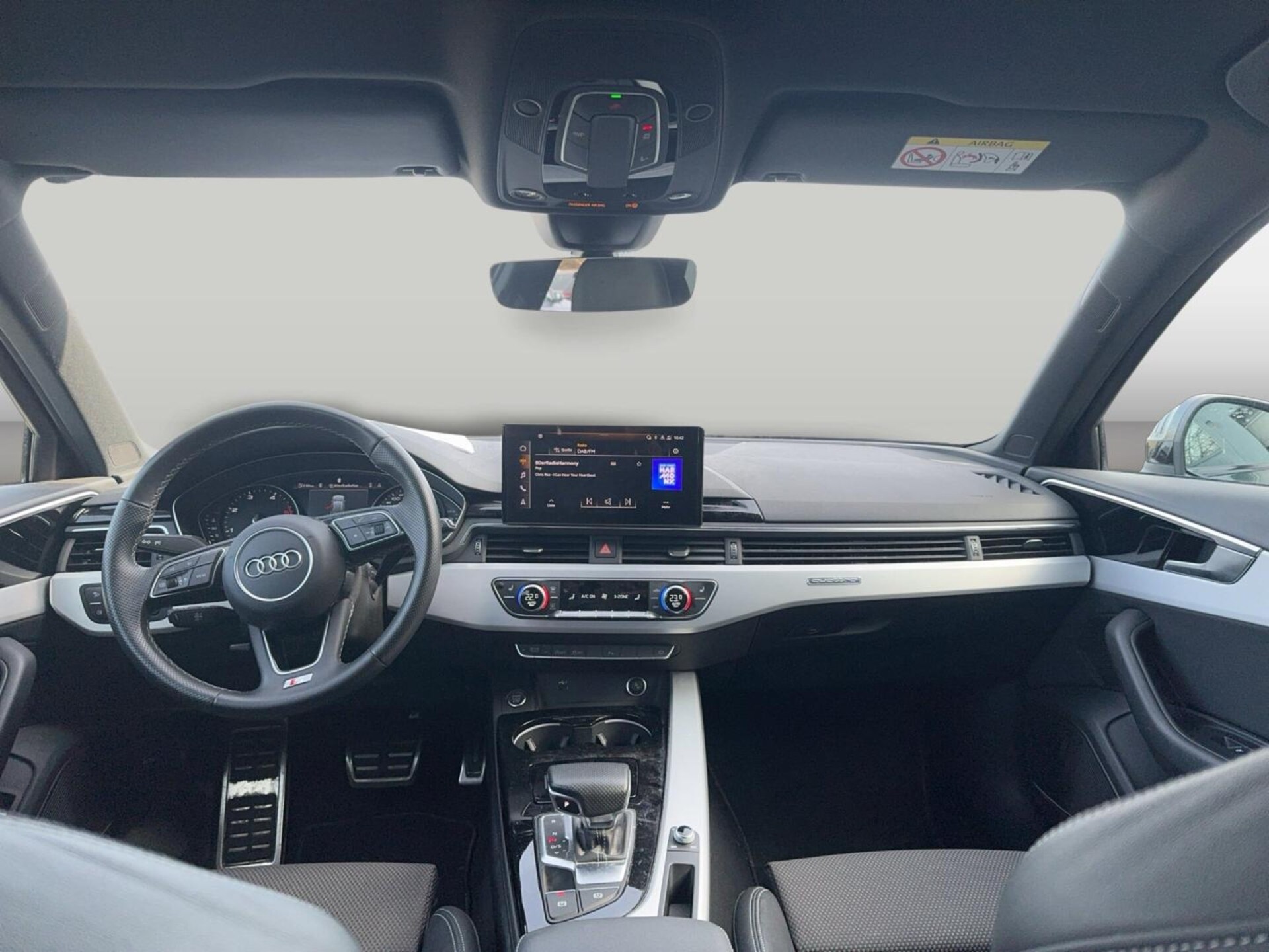 Audi A4 Avant S line