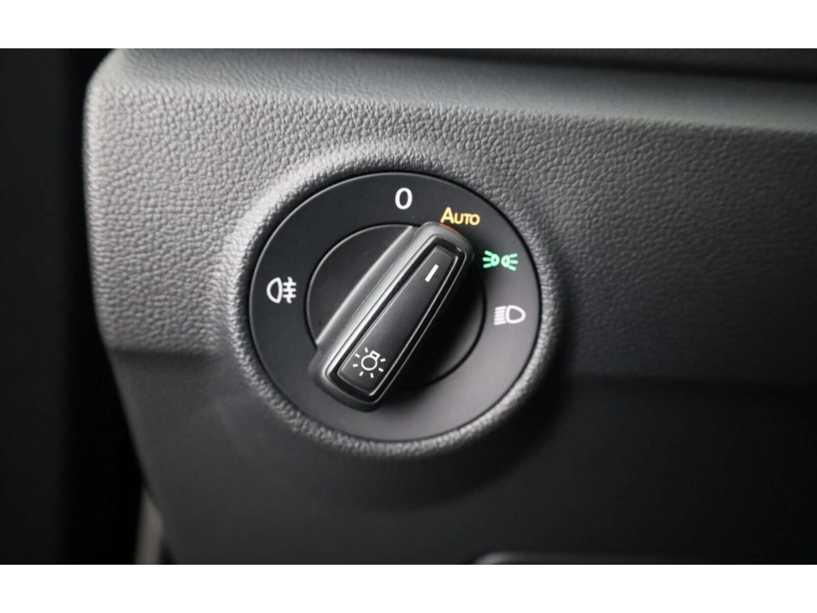 Volkswagen T-Roc – Bild 12