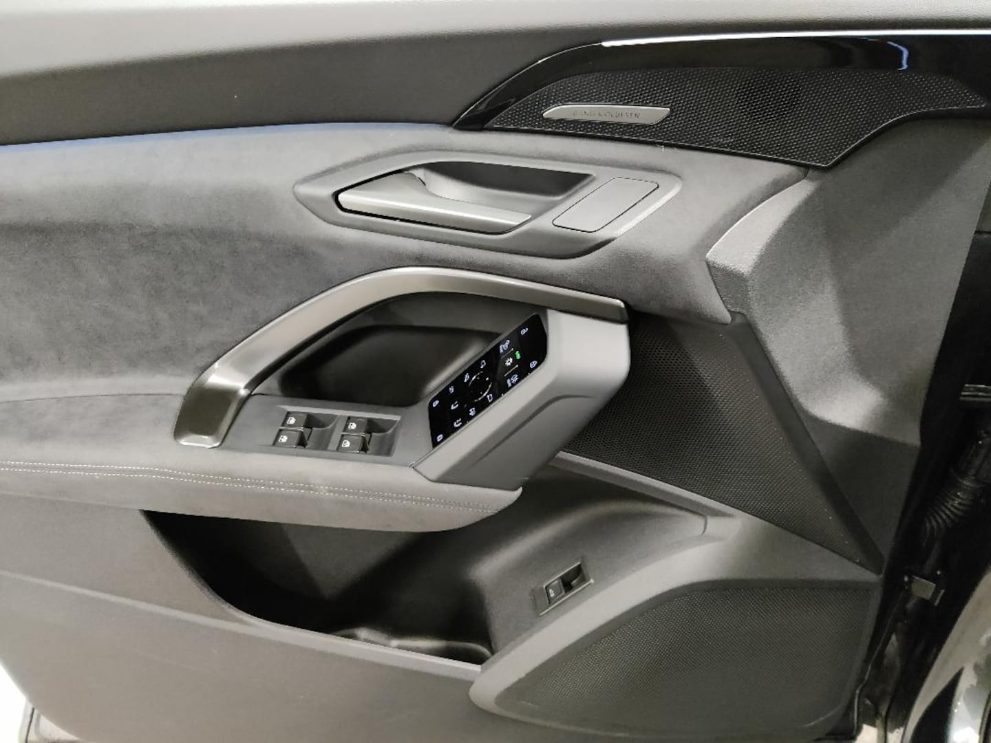Bild über Audi Q5 SUV TFSI quattro 150 kW S tronic - für weitere Informationen kontaktieren Sie den Audi Partner
