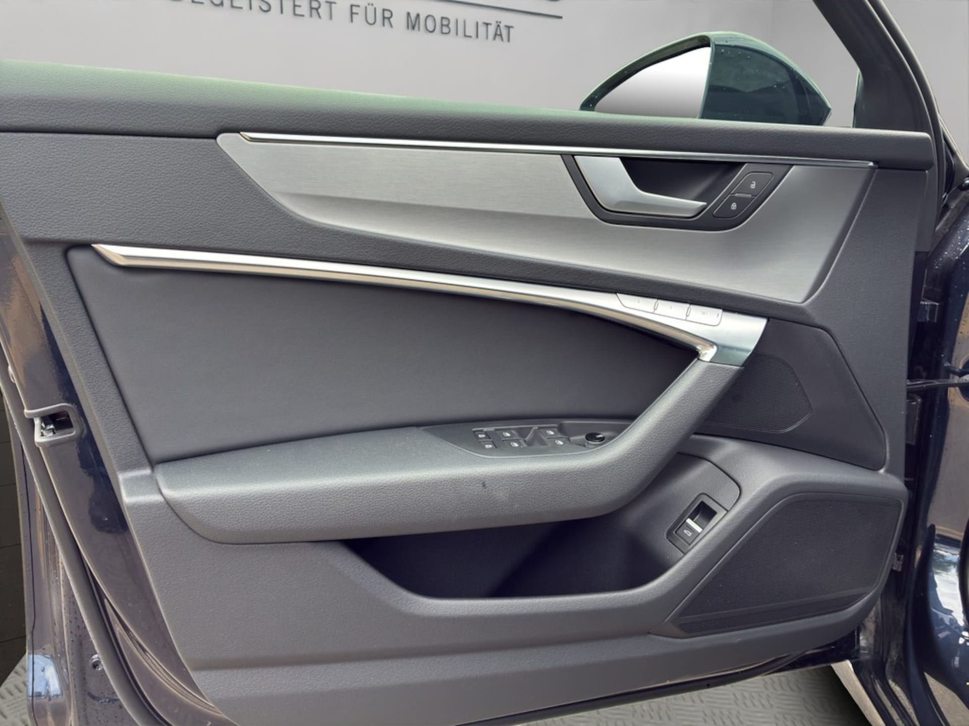 Audi S6 Avant