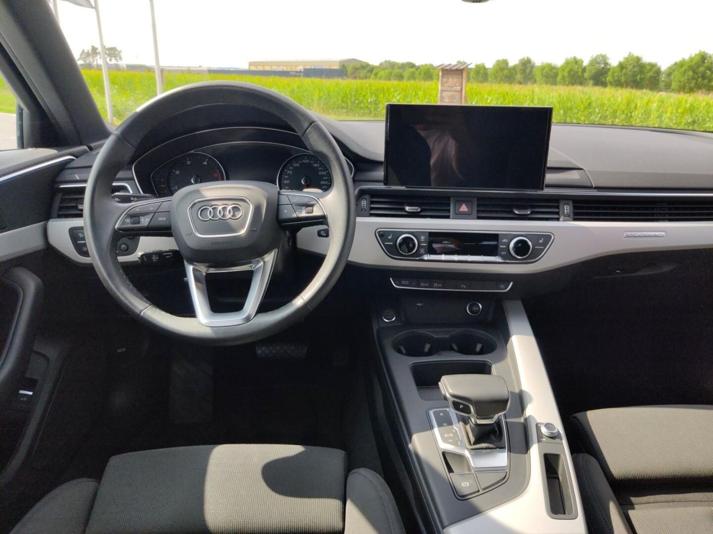 Bild über Audi A4 Avant S line 50 TDI quattro tiptronic - für weitere Informationen kontaktieren Sie den Audi Partner