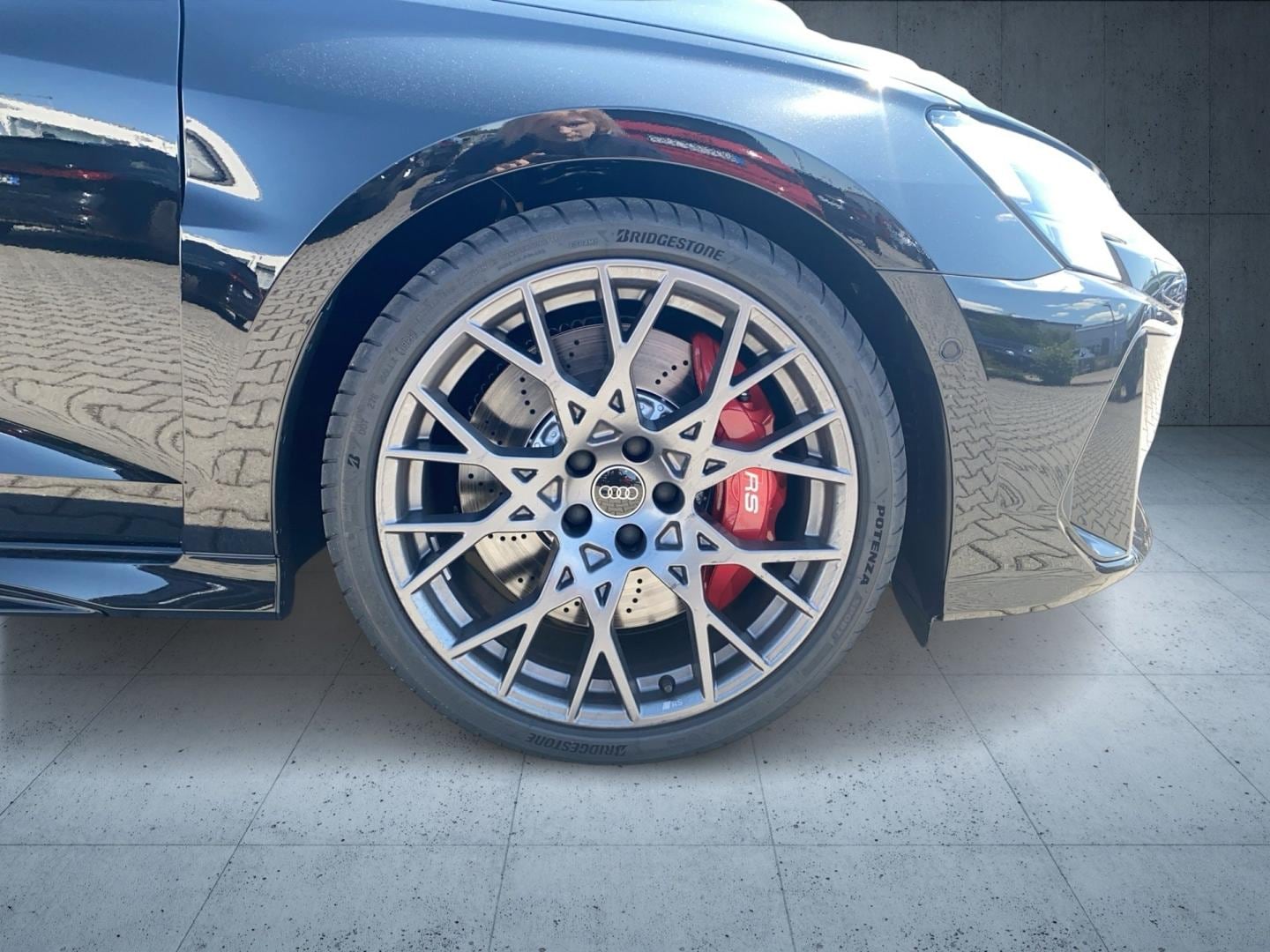 Bild über Audi RS 3 Sportback TFSI quattro 294 kW S tronic - für weitere Informationen kontaktieren Sie den Audi Partner