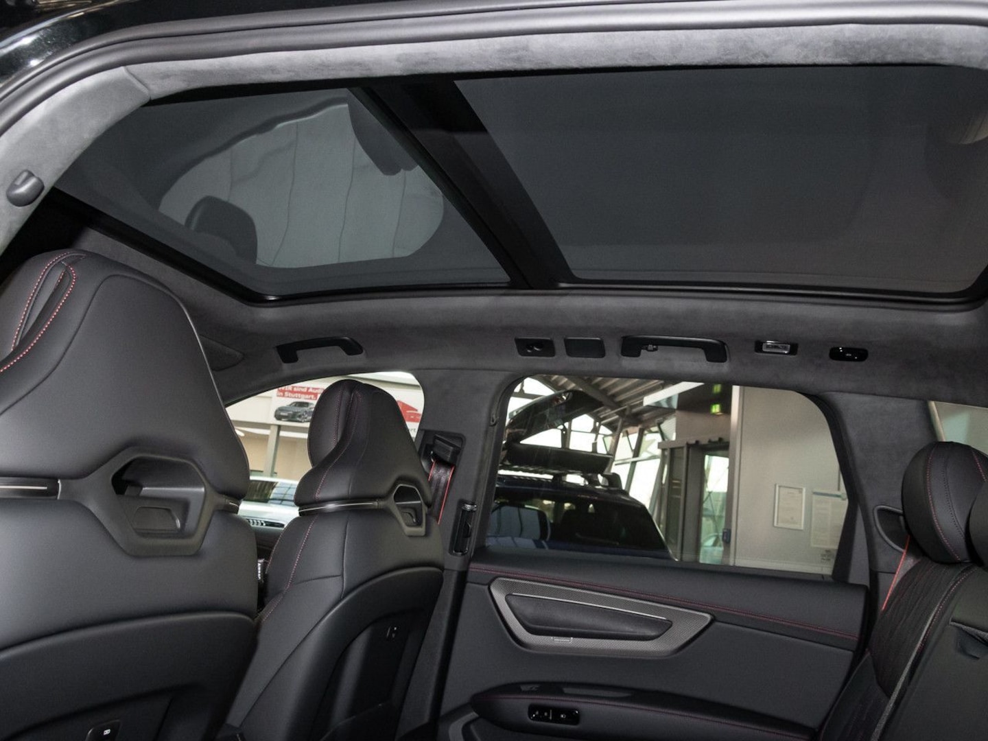 Bild über Audi Q7 SUV TDI quattro 220 kW tiptronic - für weitere Informationen kontaktieren Sie den Audi Partner
