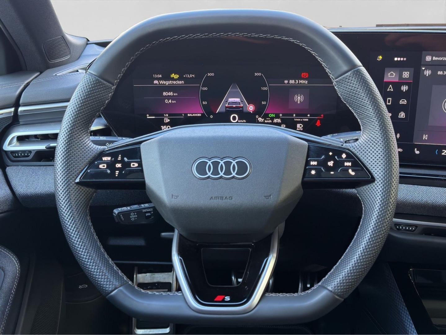 Bild über Audi A5 Avant TDI quattro 150 kW S tronic - für weitere Informationen kontaktieren Sie den Audi Partner