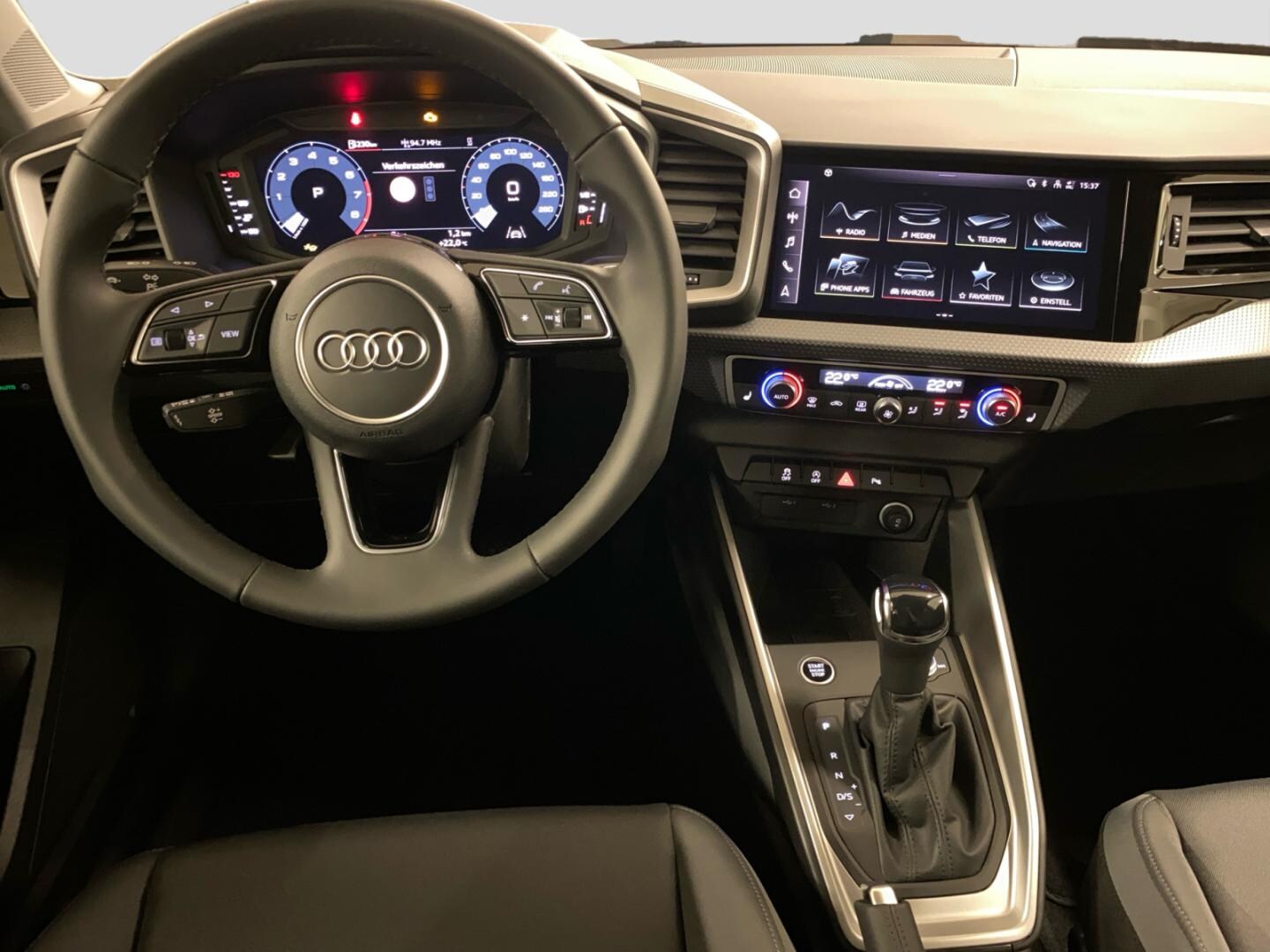 Bild über Audi A1 Sportback advanced 25 TFSI S tronic - für weitere Informationen kontaktieren Sie den Audi Partner