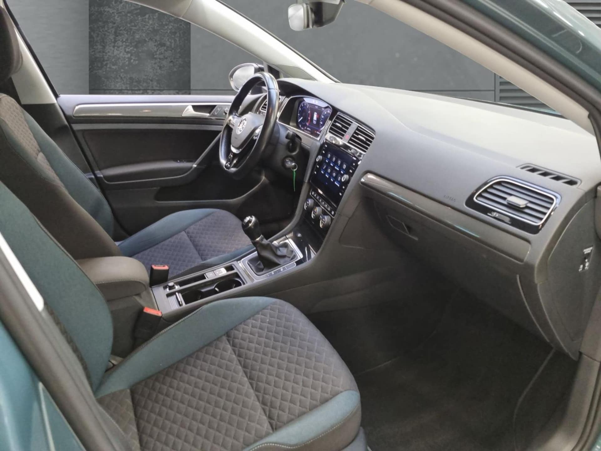 Volkswagen Golf IQ.DRIVE