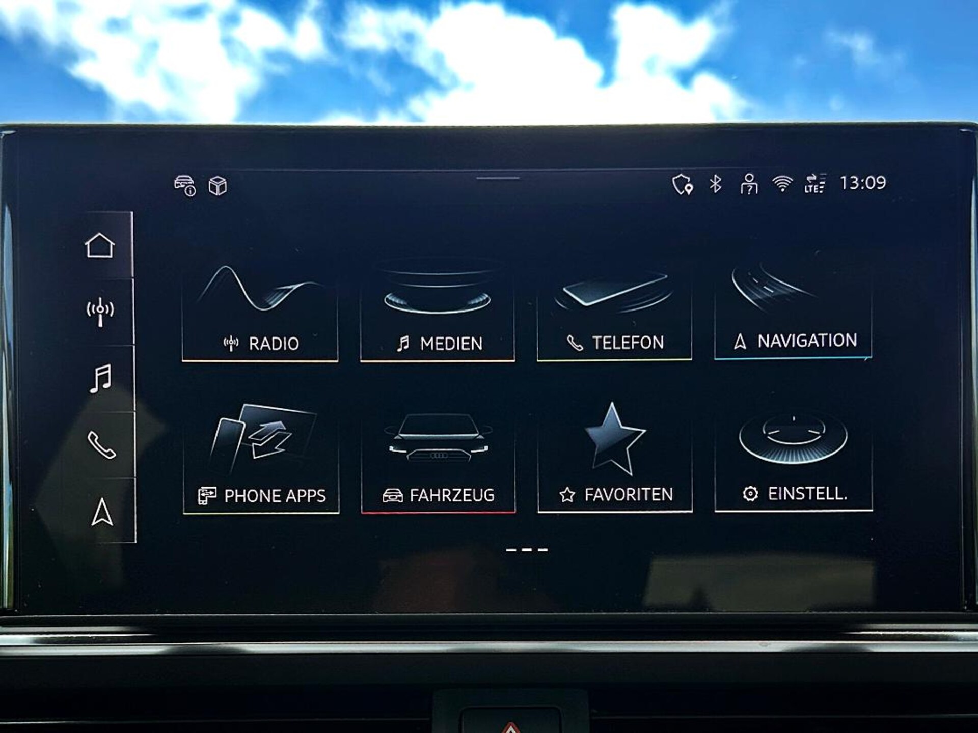 Audi A4 Avant S line