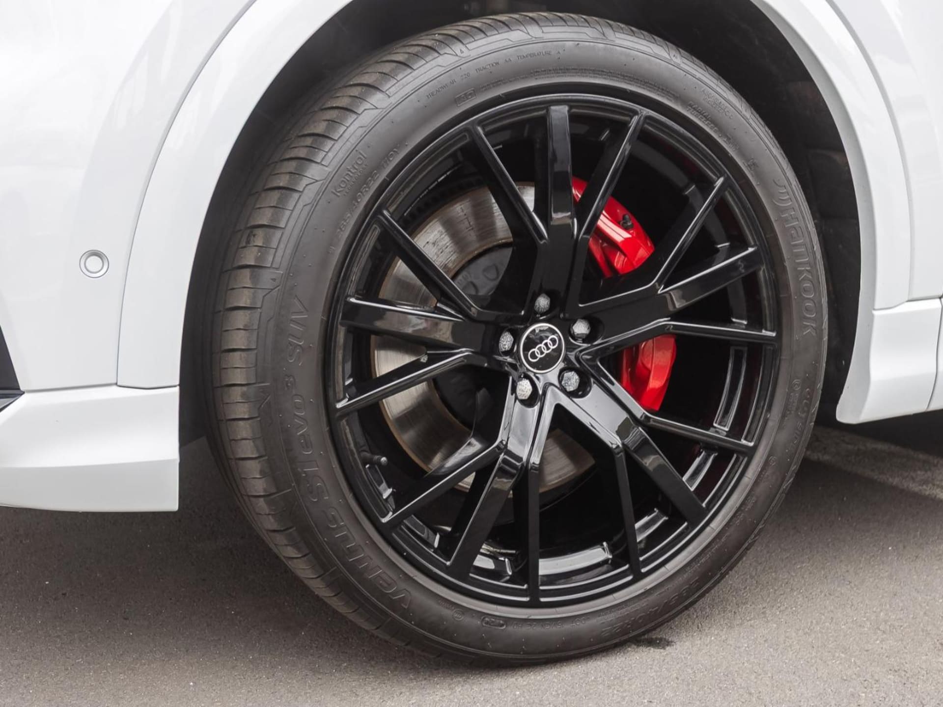 Audi SQ8 SUV