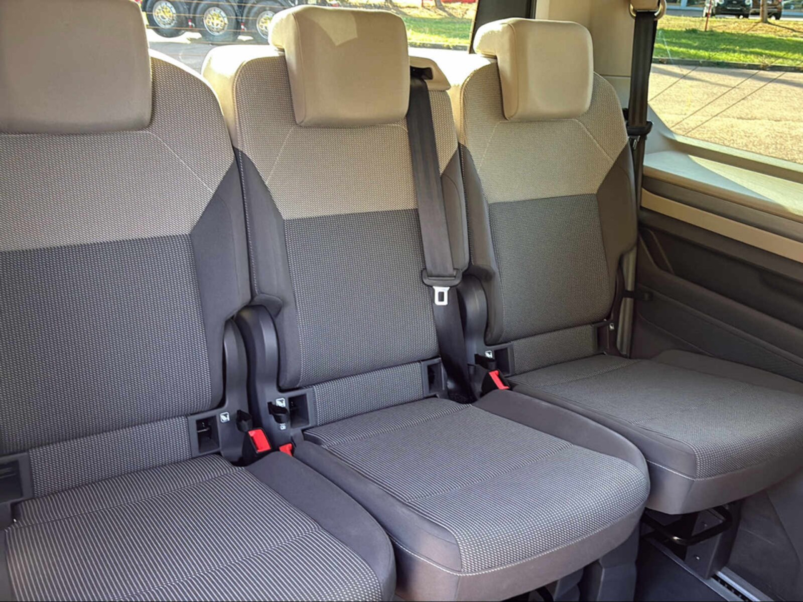 Volkswagen Multivan – Bild 12