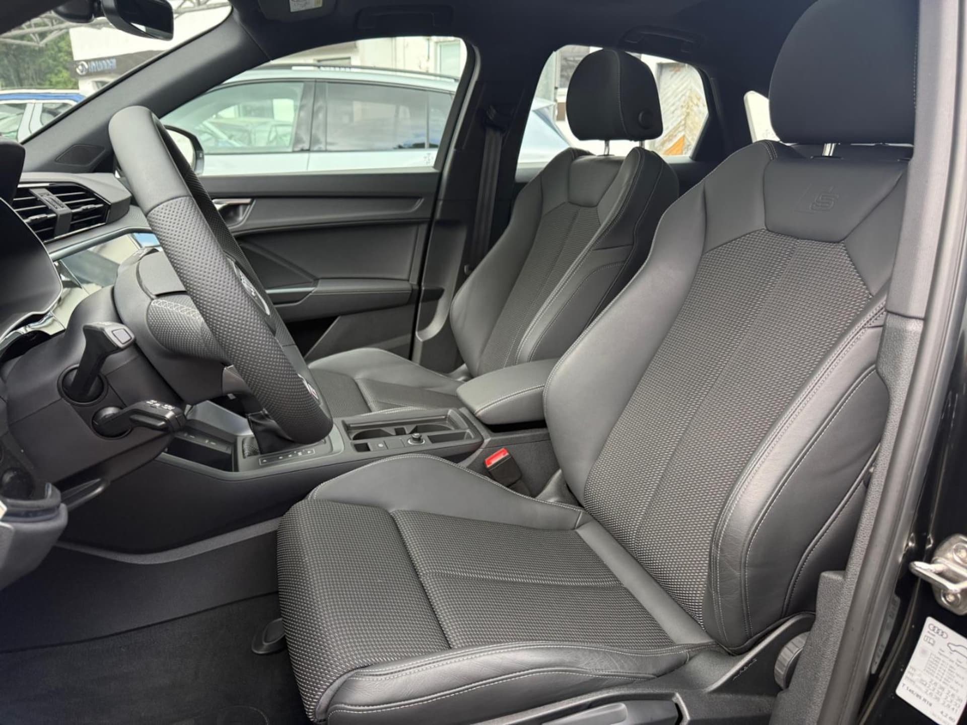 Audi Q3 Sportback S line