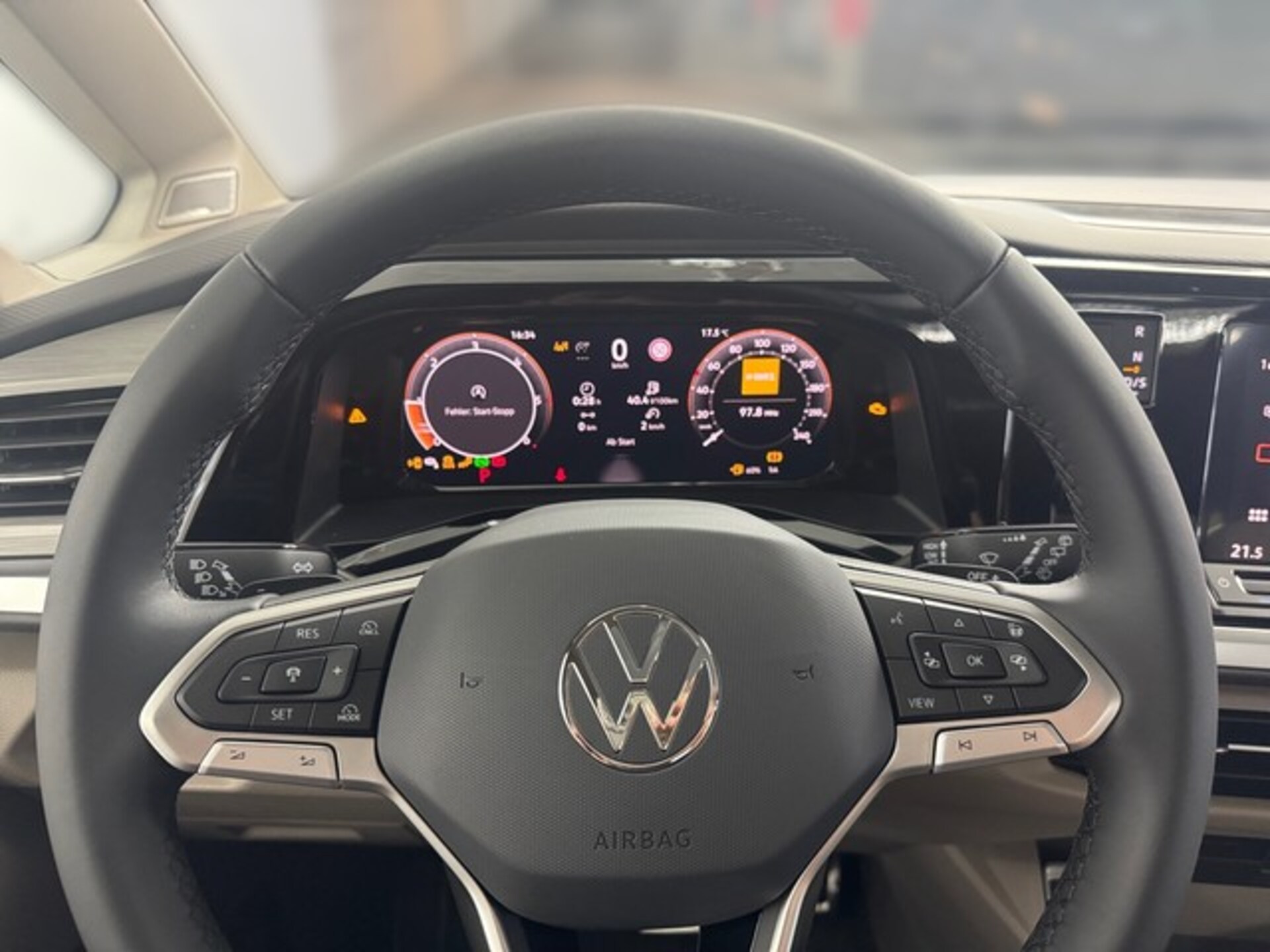 Volkswagen Multivan Life