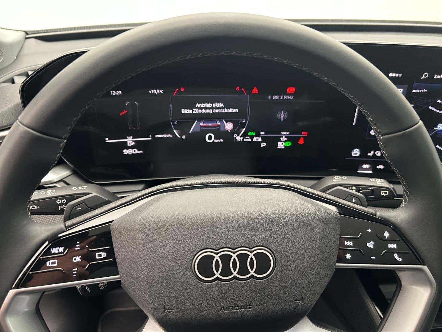 Bild über Audi A5 Avant TDI 150 kW S tronic - für weitere Informationen kontaktieren Sie den Audi Partner