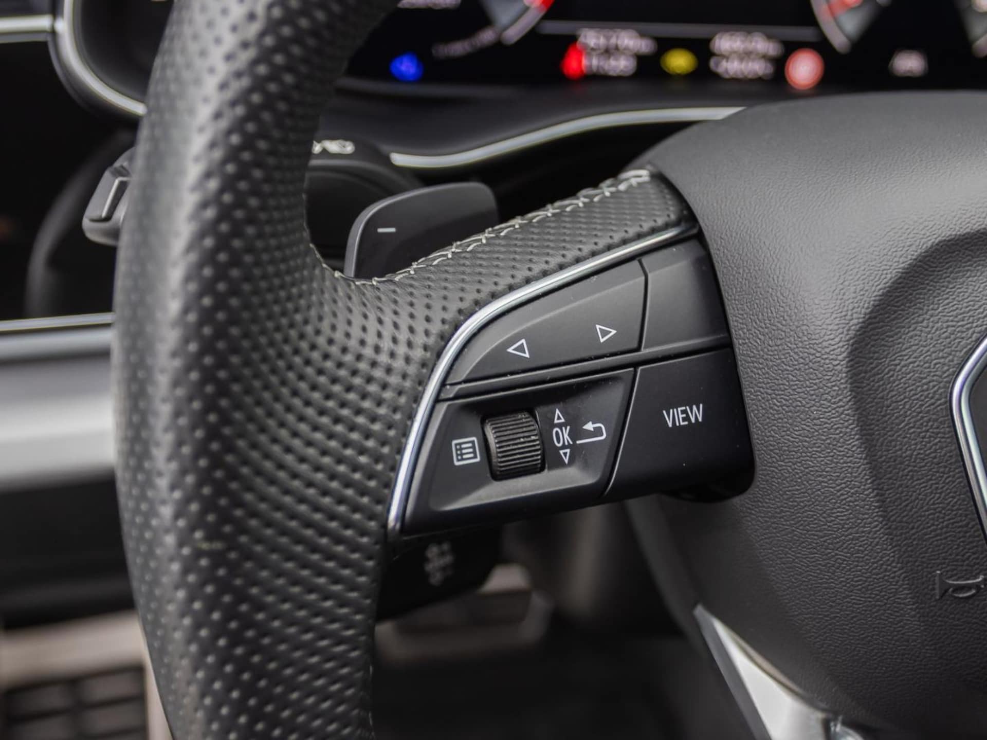 Audi SQ8 SUV
