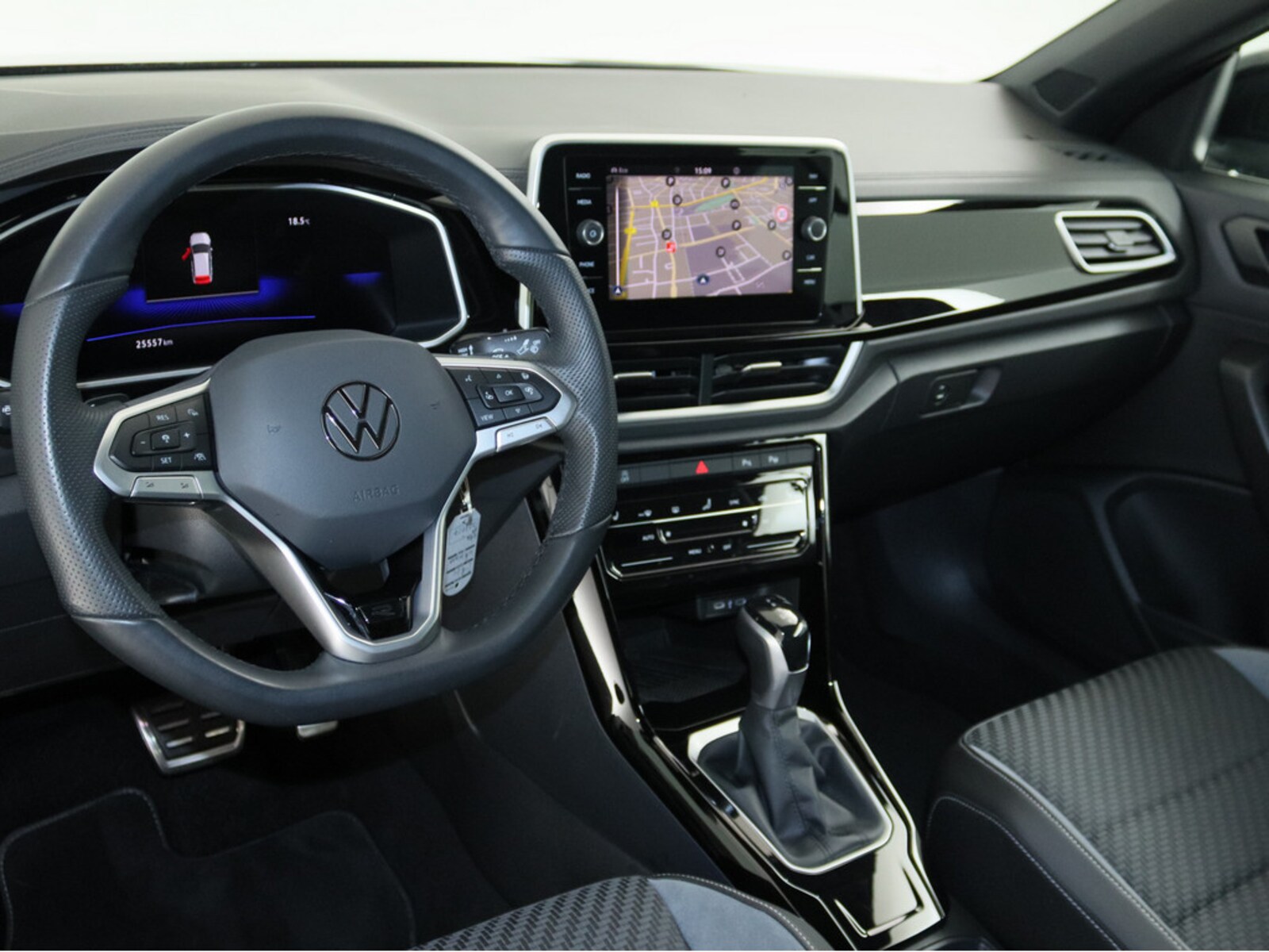 Volkswagen T-Roc Cabriolet – Bild 13