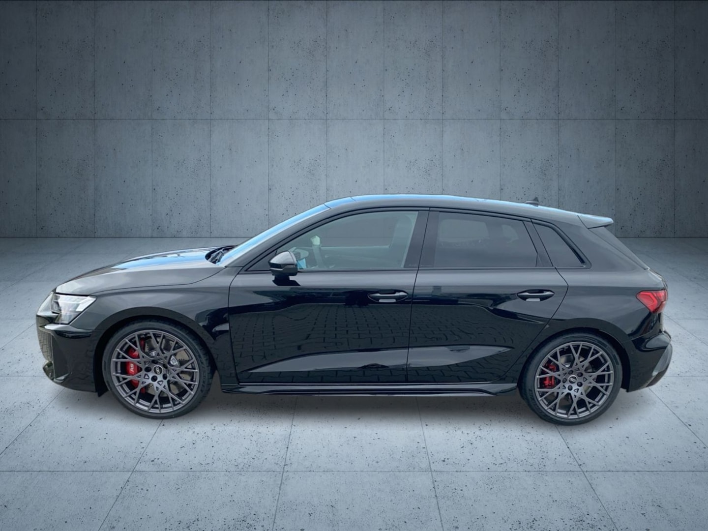 Bild über Audi RS 3 Sportback TFSI quattro 294 kW S tronic - für weitere Informationen kontaktieren Sie den Audi Partner