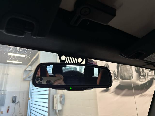 2017 JEEP WRANGLER - Image 18