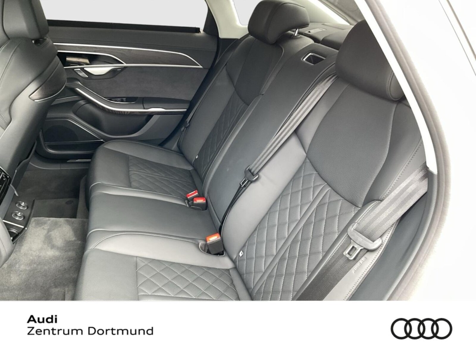 Audi A8 – Bild 10