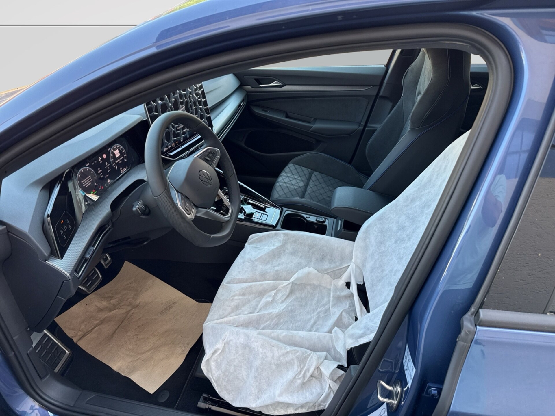 Volkswagen Golf R-Line
