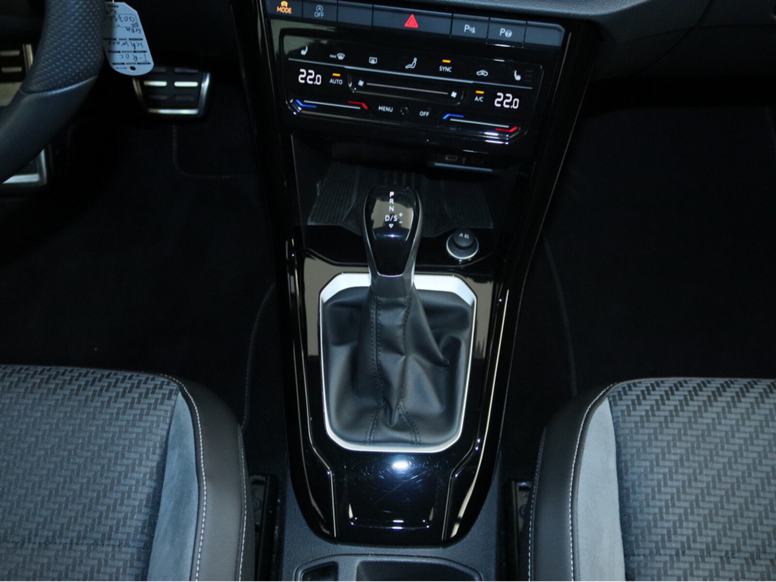 Volkswagen T-Roc Cabriolet – Bild 18