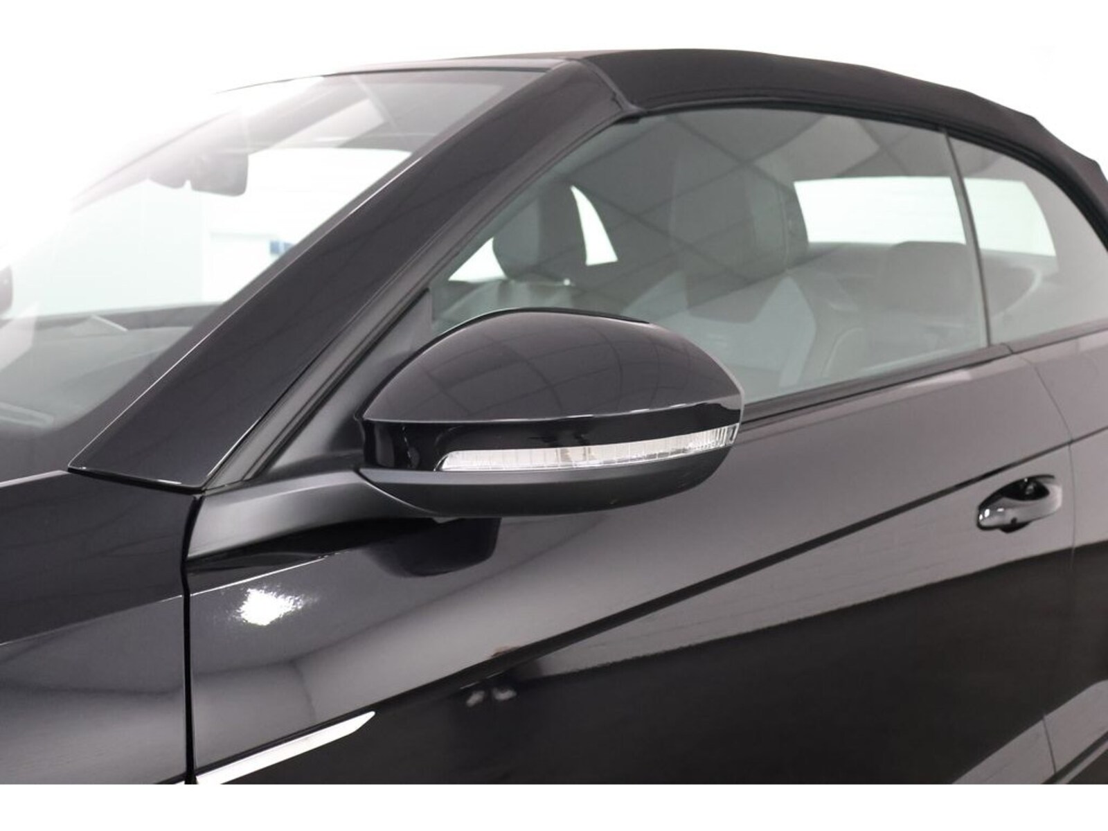 Volkswagen T-Roc Cabriolet – Bild 25