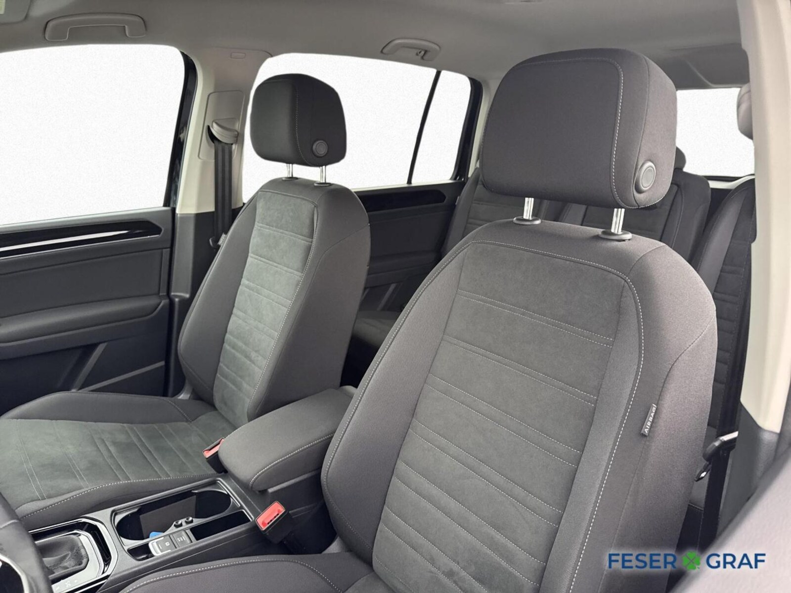 Volkswagen Touran – Bild 9