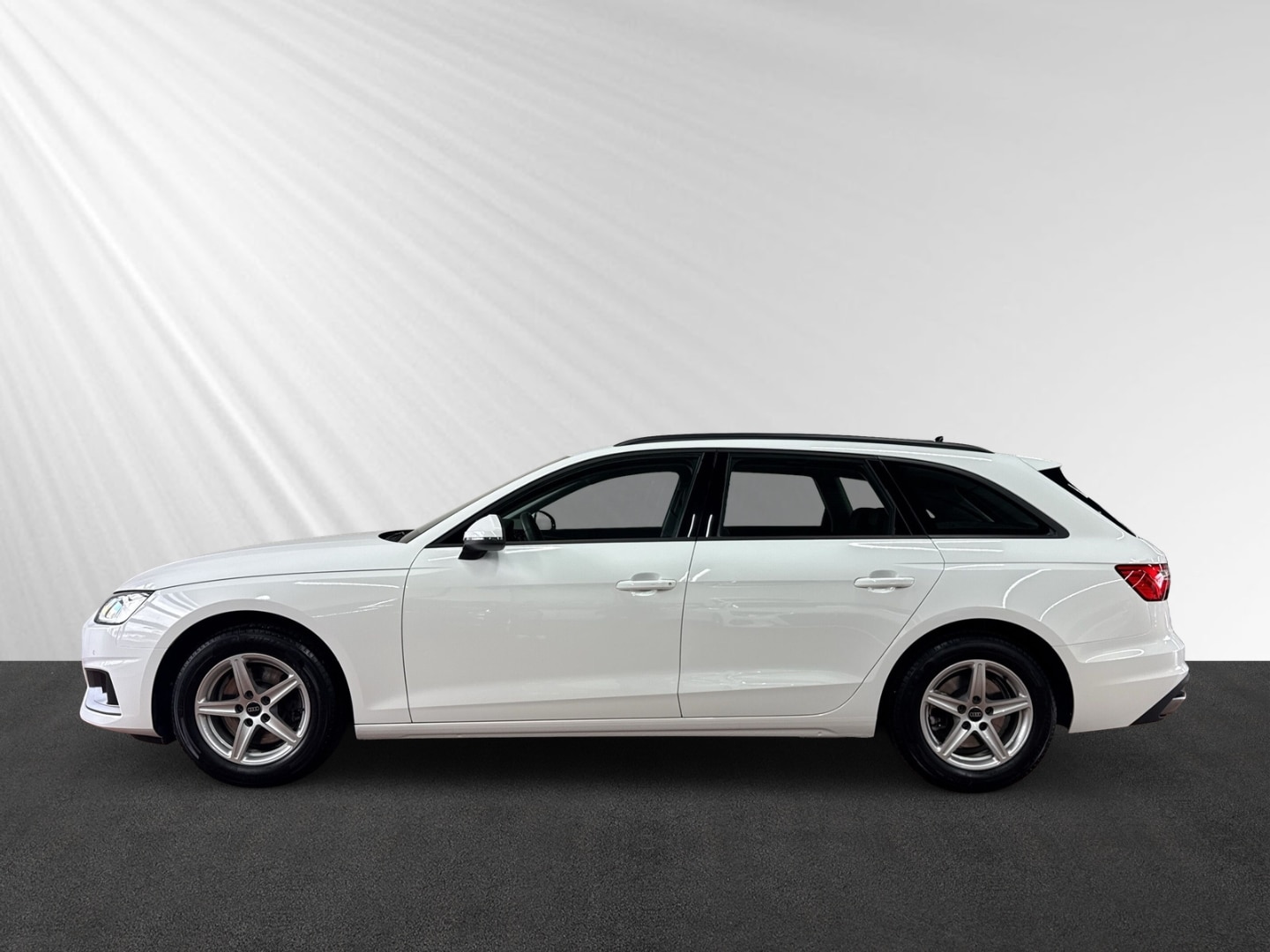 Bild über Audi A4 Avant 35 TFSI S tronic - für weitere Informationen kontaktieren Sie den Audi Partner