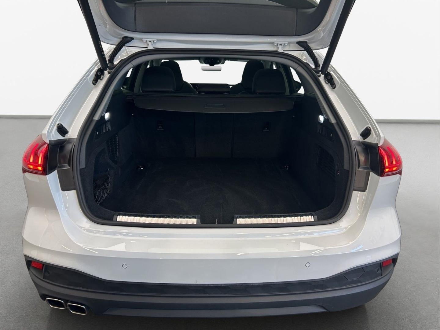 Bild über Audi A5 Avant TDI 150 kW S tronic - für weitere Informationen kontaktieren Sie den Audi Partner