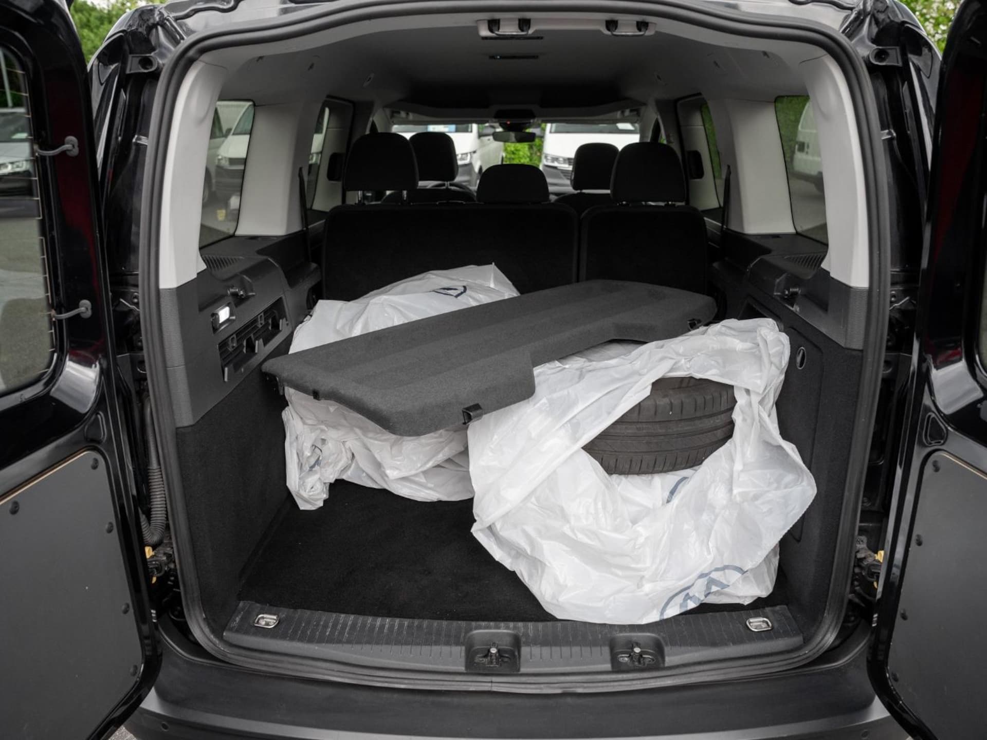 Volkswagen Caddy Maxi Basis-Modell