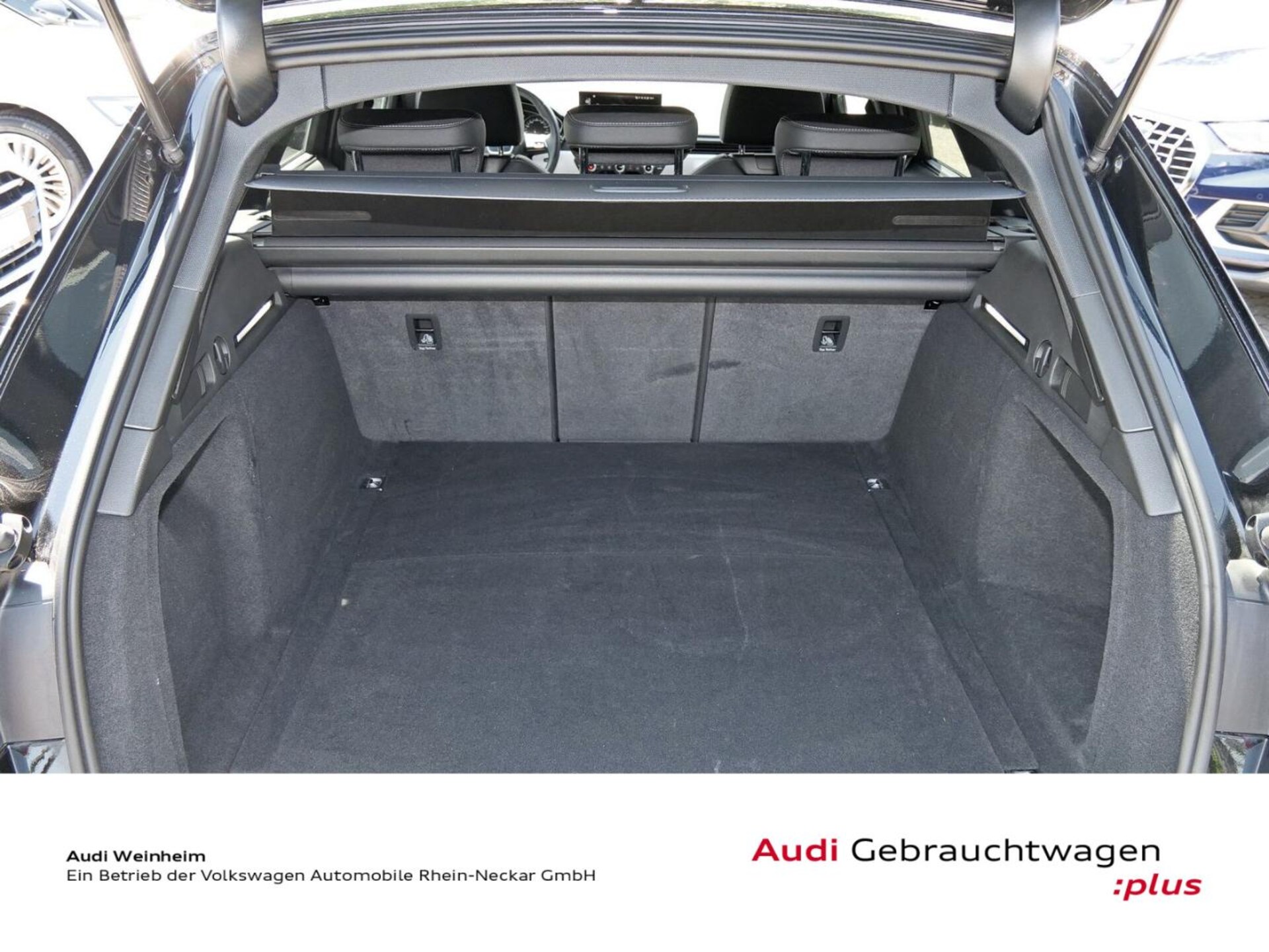 Audi A4 Avant S line
