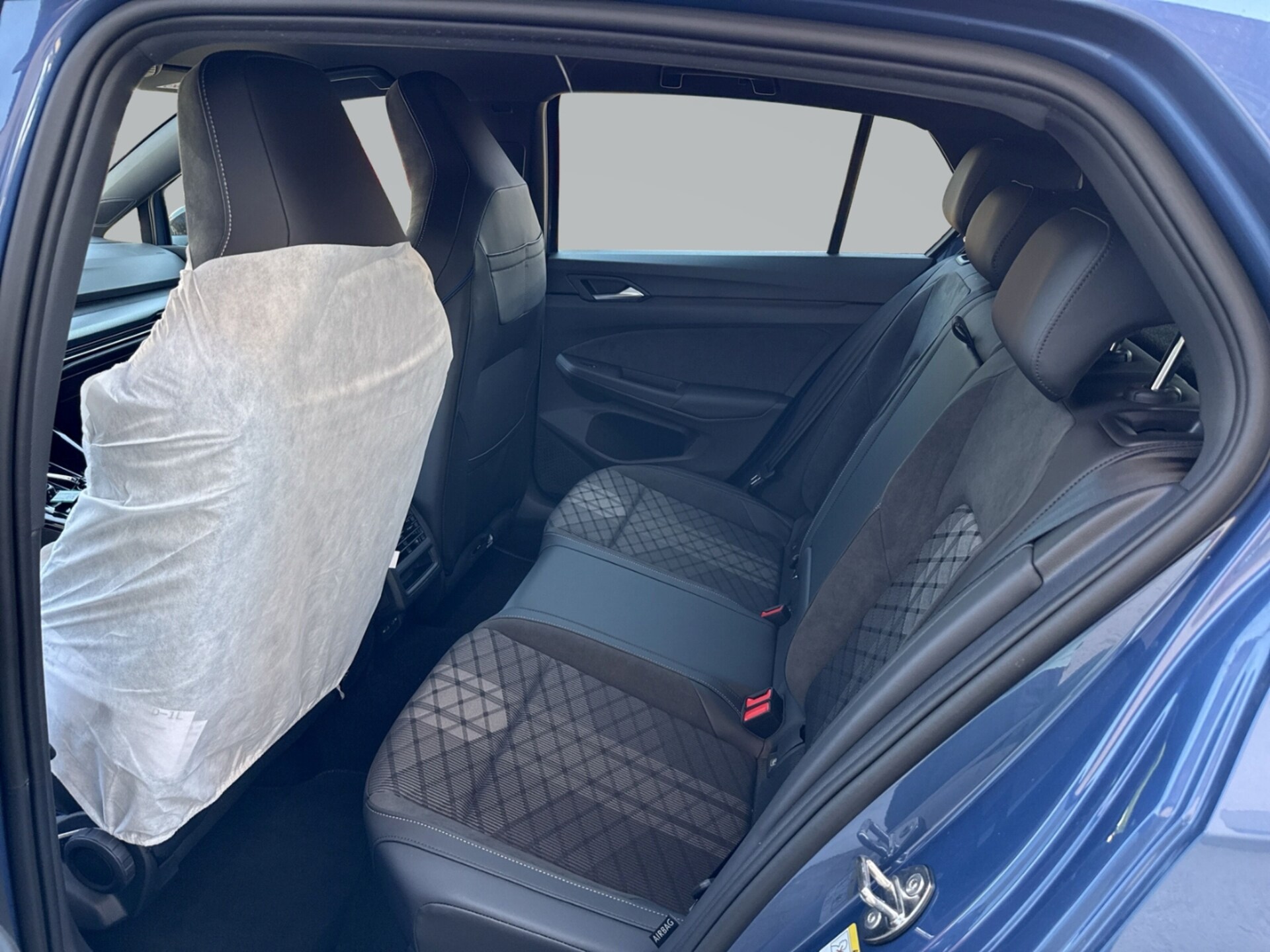 Volkswagen Golf R-Line