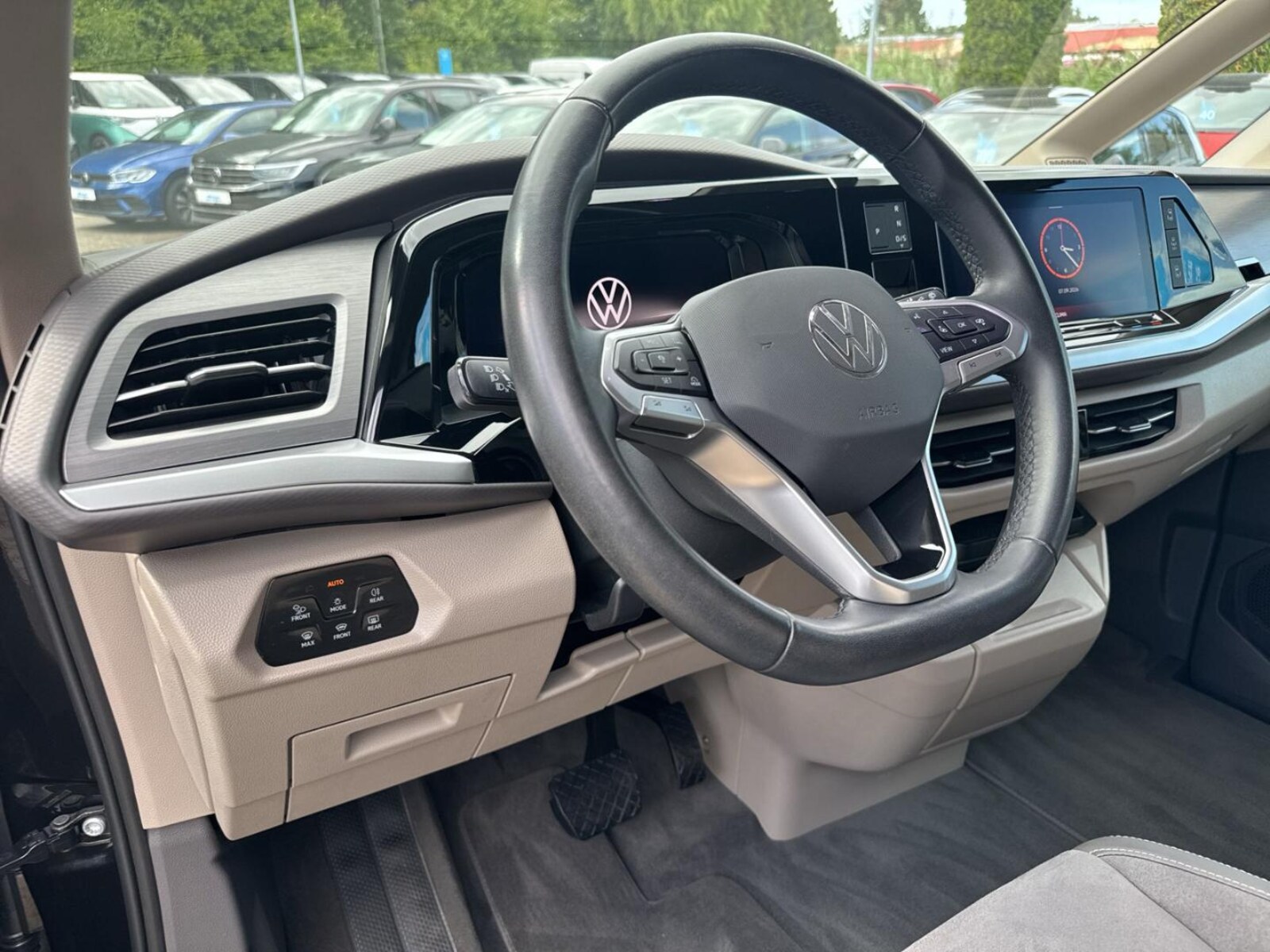 Volkswagen Multivan Langversion – Bild 7