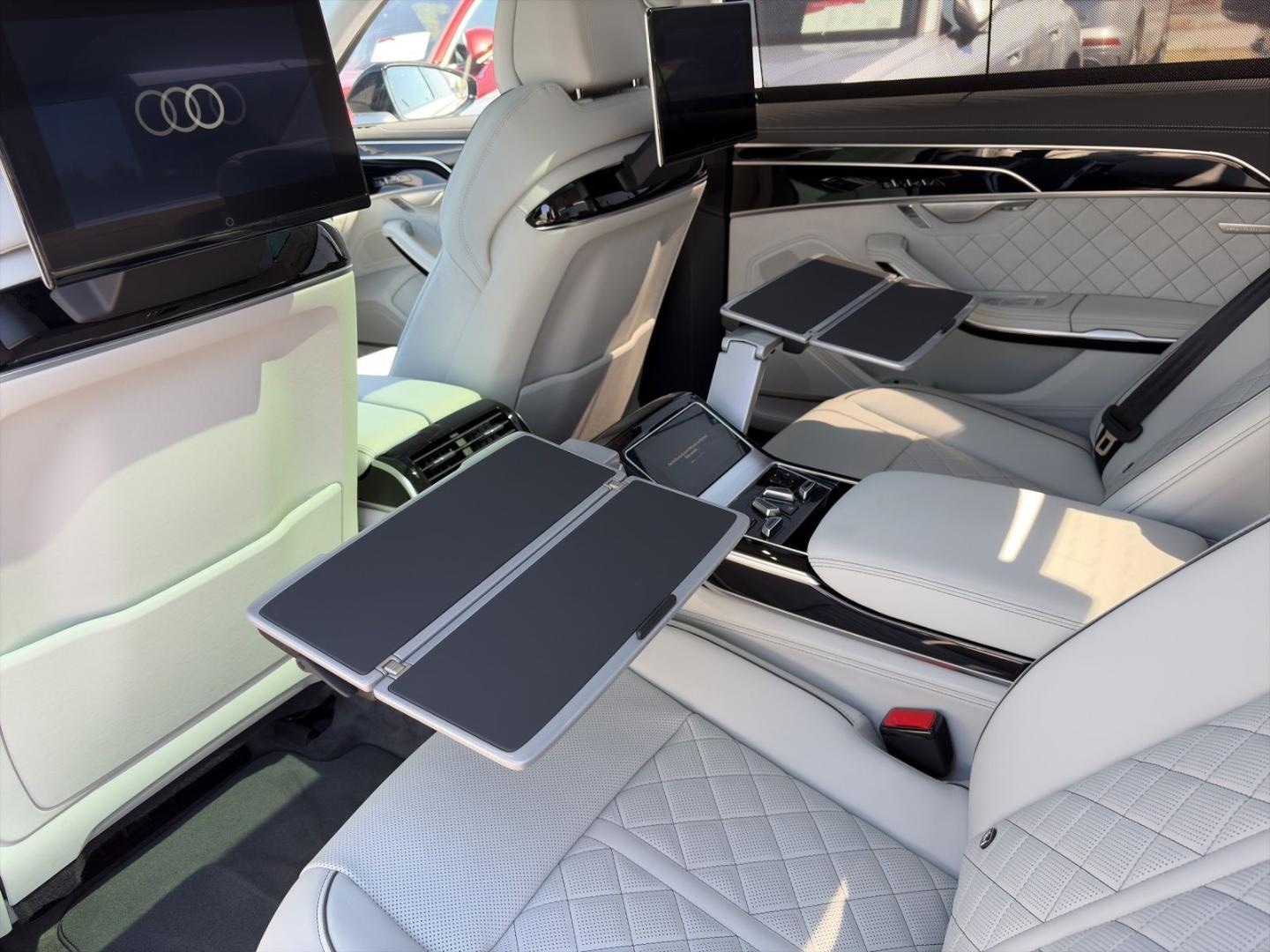 Bild über Audi A8 L TFSI e 60 TFSI e quattro 340 kW tiptronic - für weitere Informationen kontaktieren Sie den Audi Partner