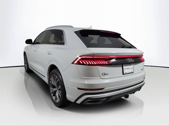 2021 Audi Q8