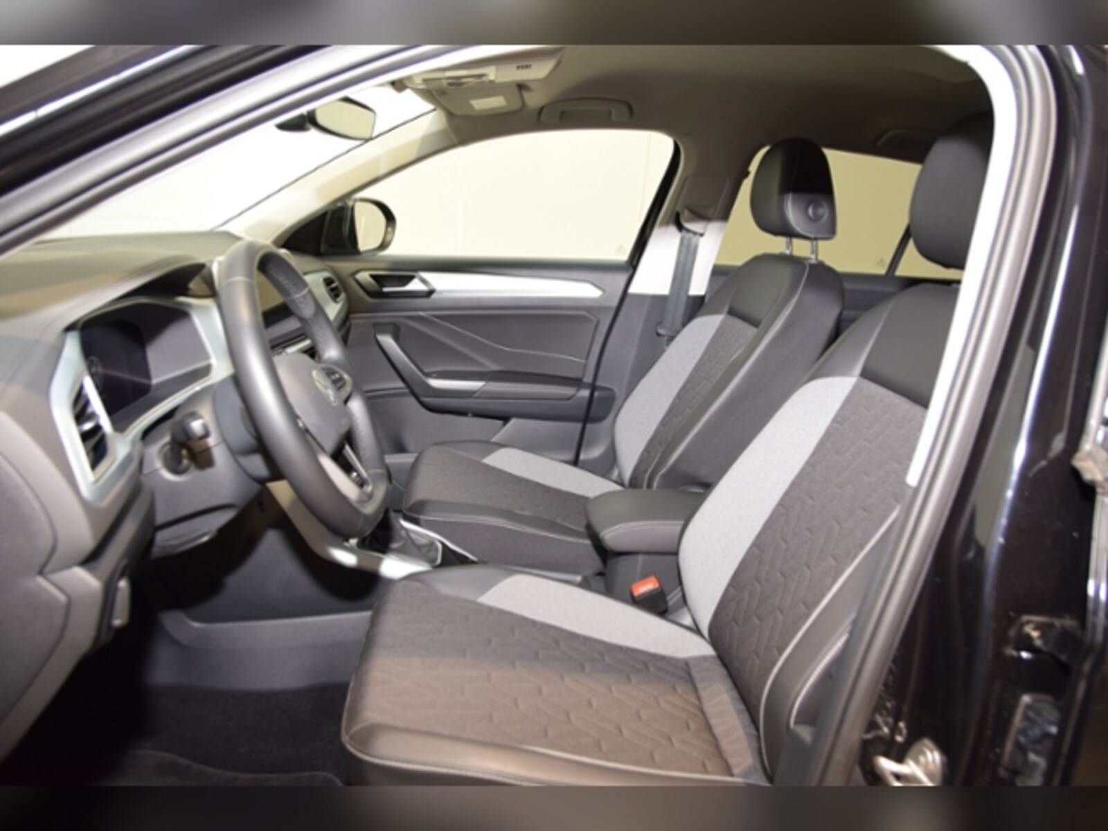 Volkswagen T-Roc – Bild 10