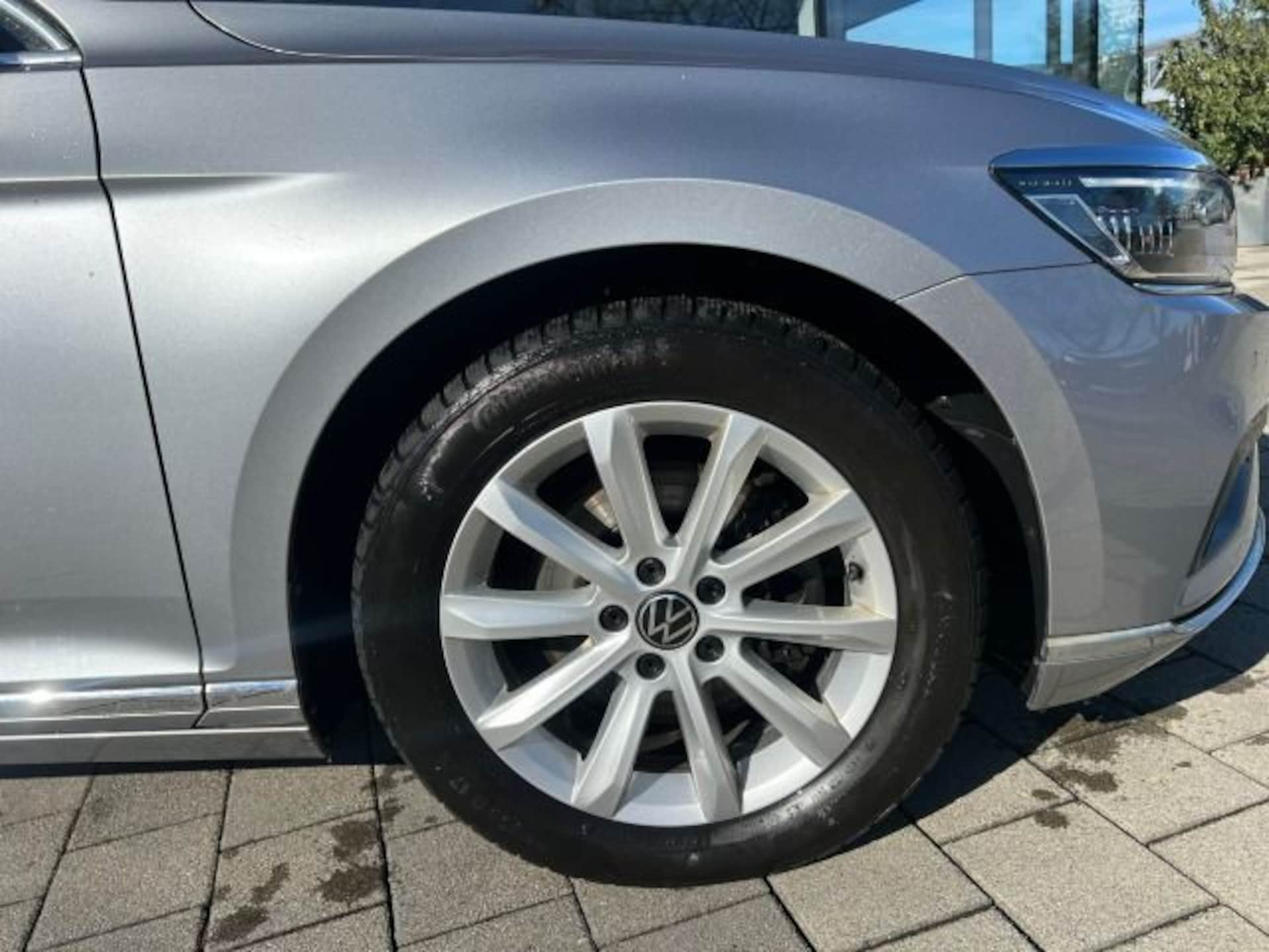 Volkswagen Passat Variant Elegance