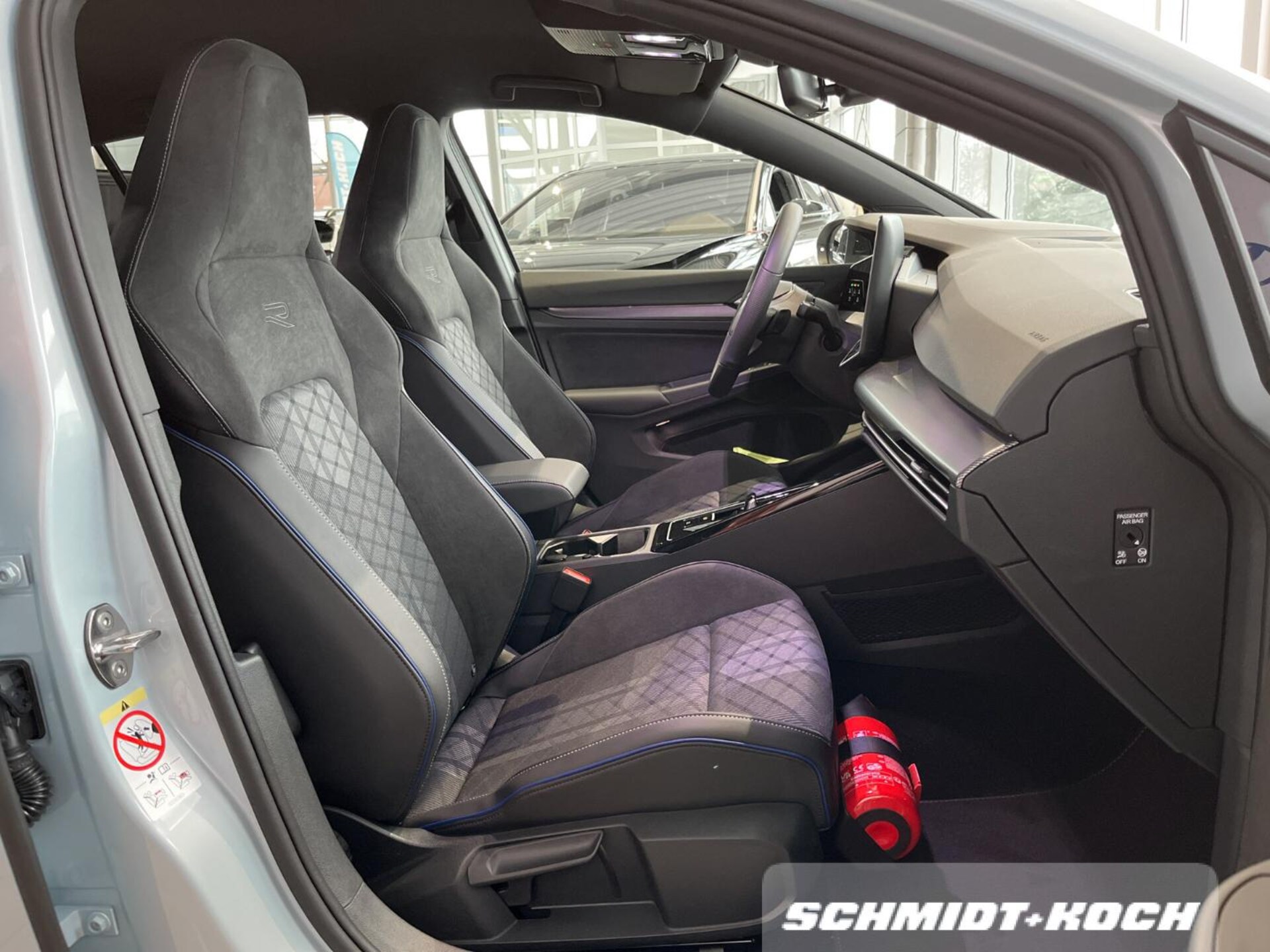 Volkswagen Golf R-Line