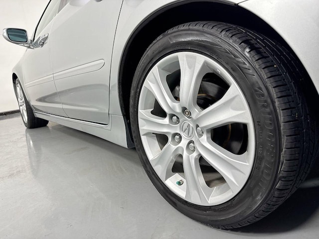 2010 Acura RL