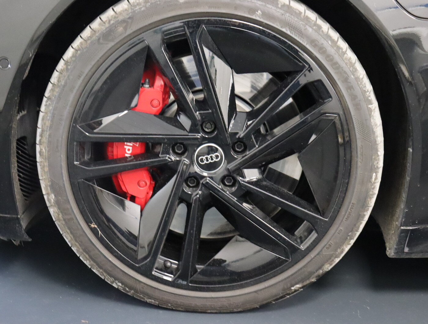 Image about Audi e-tron GT e-tron quattro