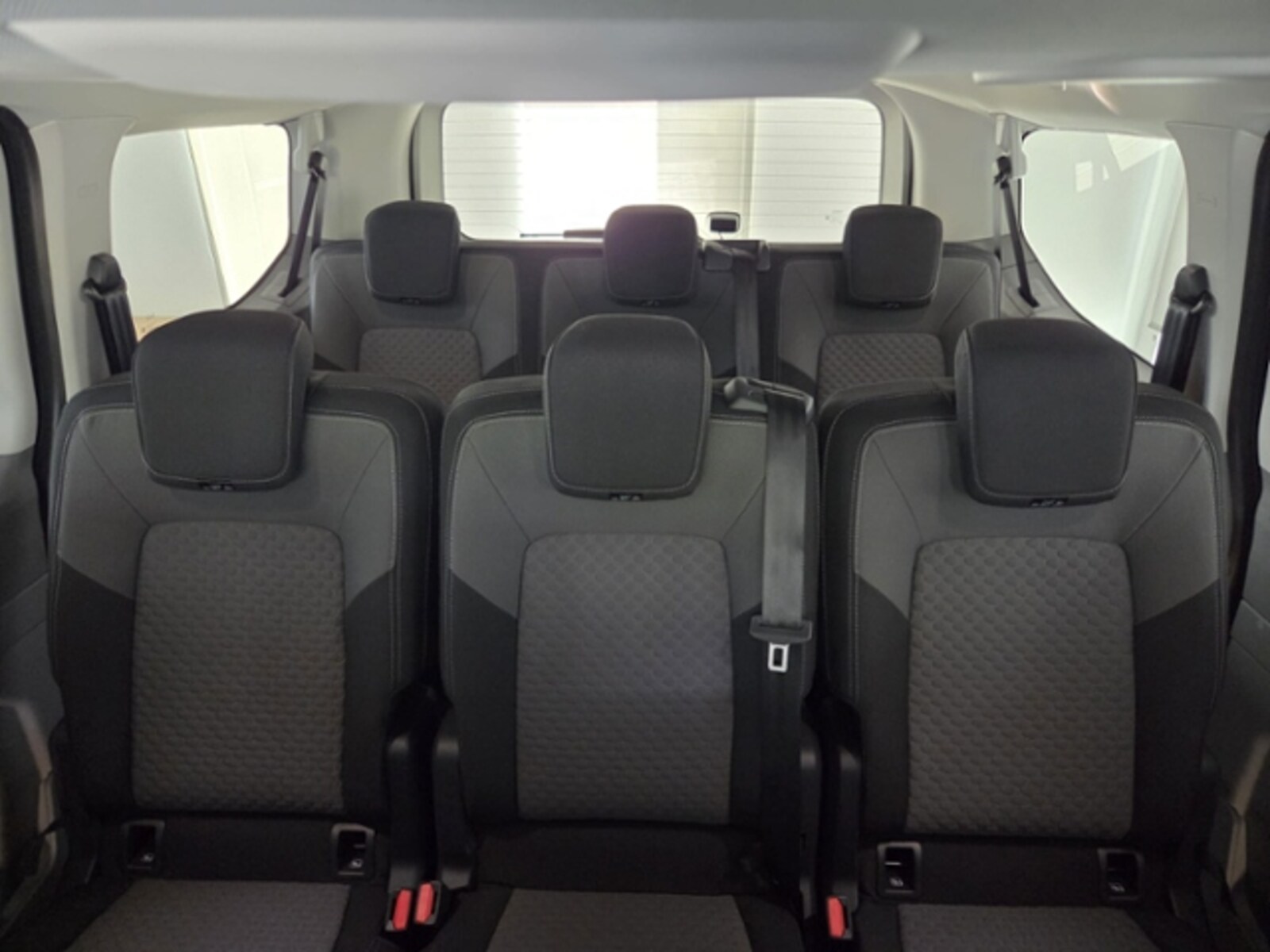 Volkswagen Caravelle – Bild 13