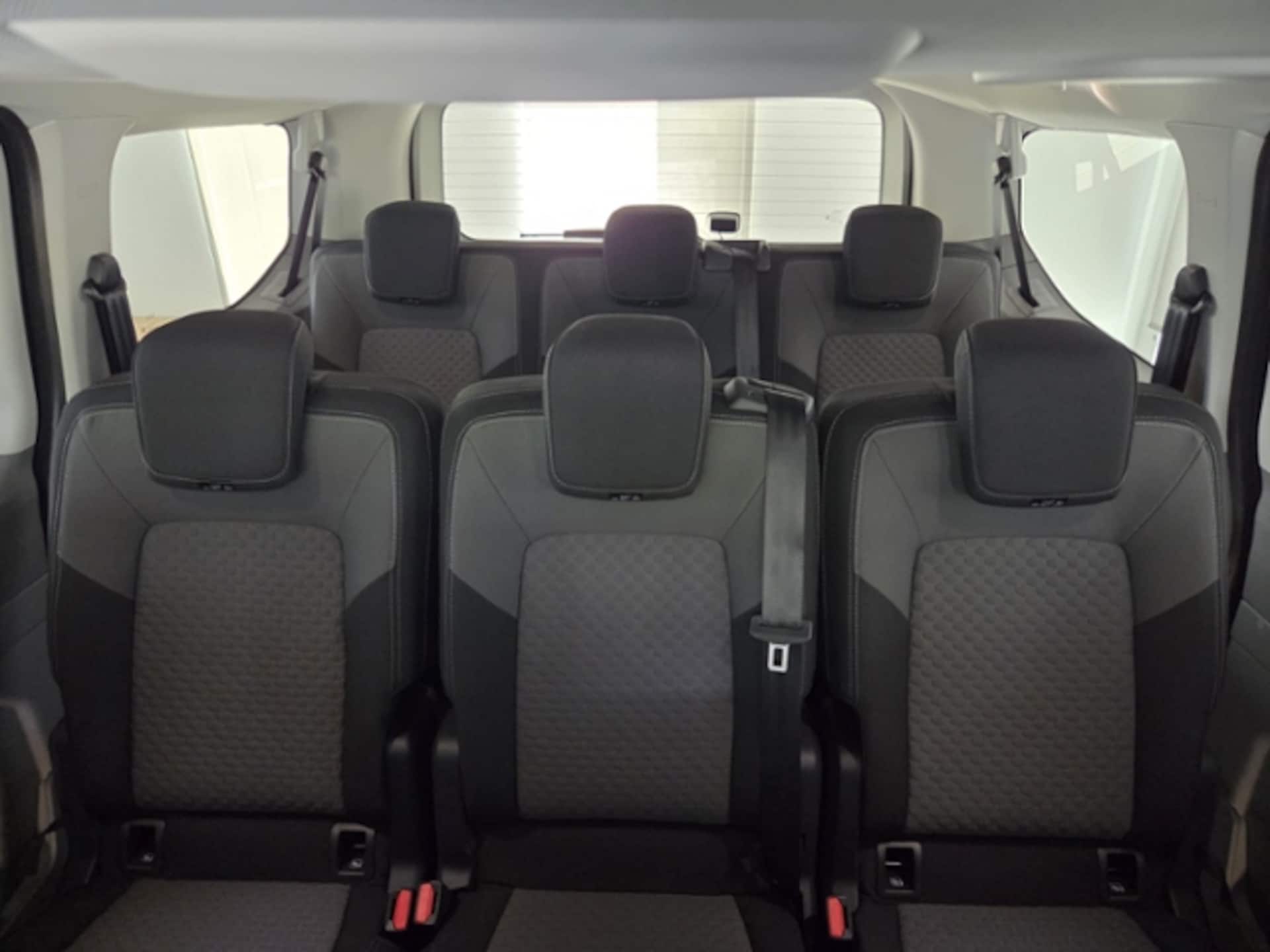 Volkswagen Caravelle Edition