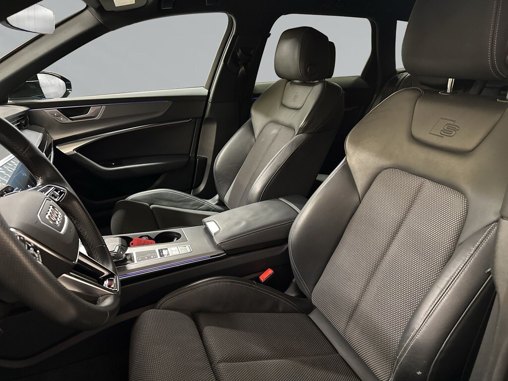 Bild som visar&nbsp;Audi A6 Avant&nbsp;A6 Avant 40 TDI quattro S line 204 hk S tronic - för mer information kontakta din Audi Partner