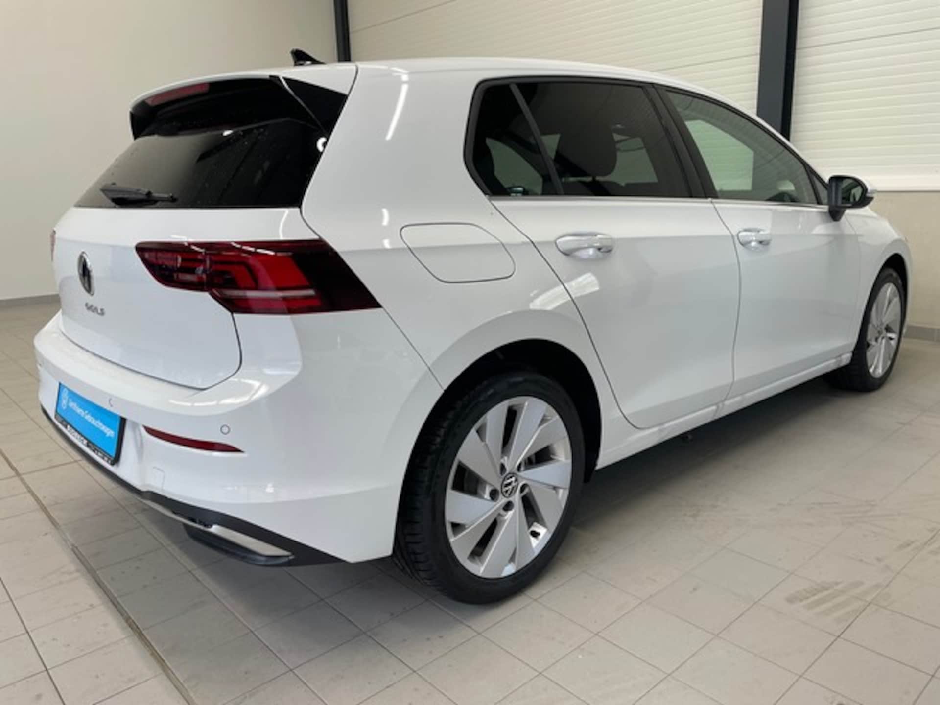 Volkswagen Golf Style